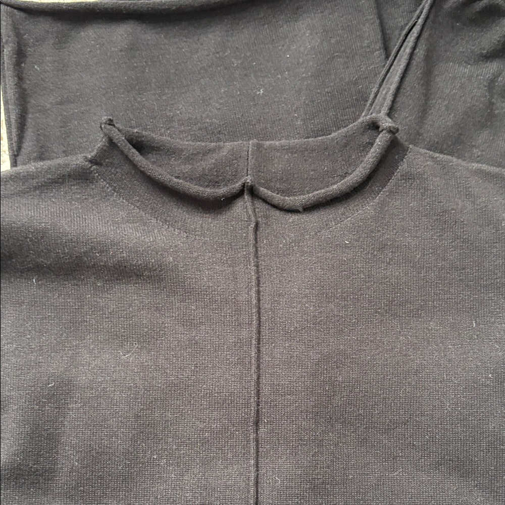 Women’s Black 2 piece Sweater Set XL - Picture 4 of 5